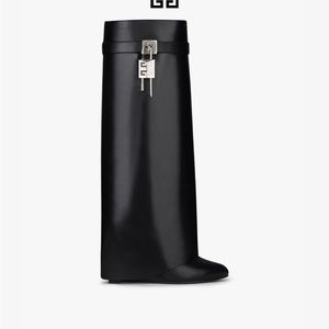 Givenchy Shark Lock Boots 9 1/2 in size
